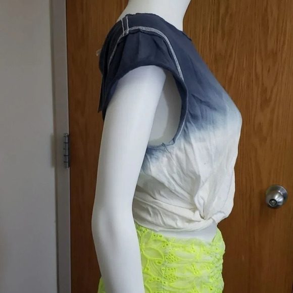 Free People Hold It Down Dip Die Tee - Picture 4 of 8